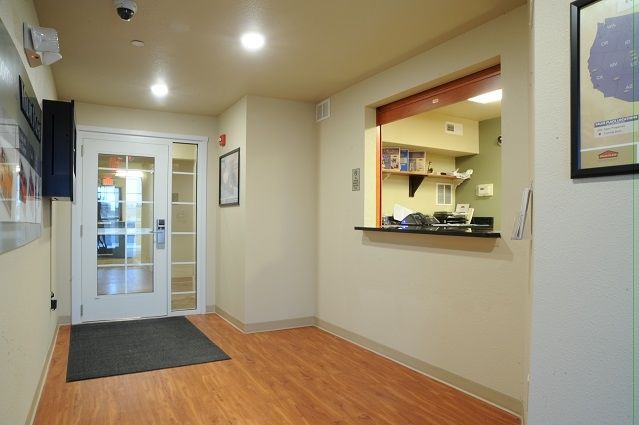 Woodspring Suites Columbus Urbancrest Гров Сити Интерьер фото